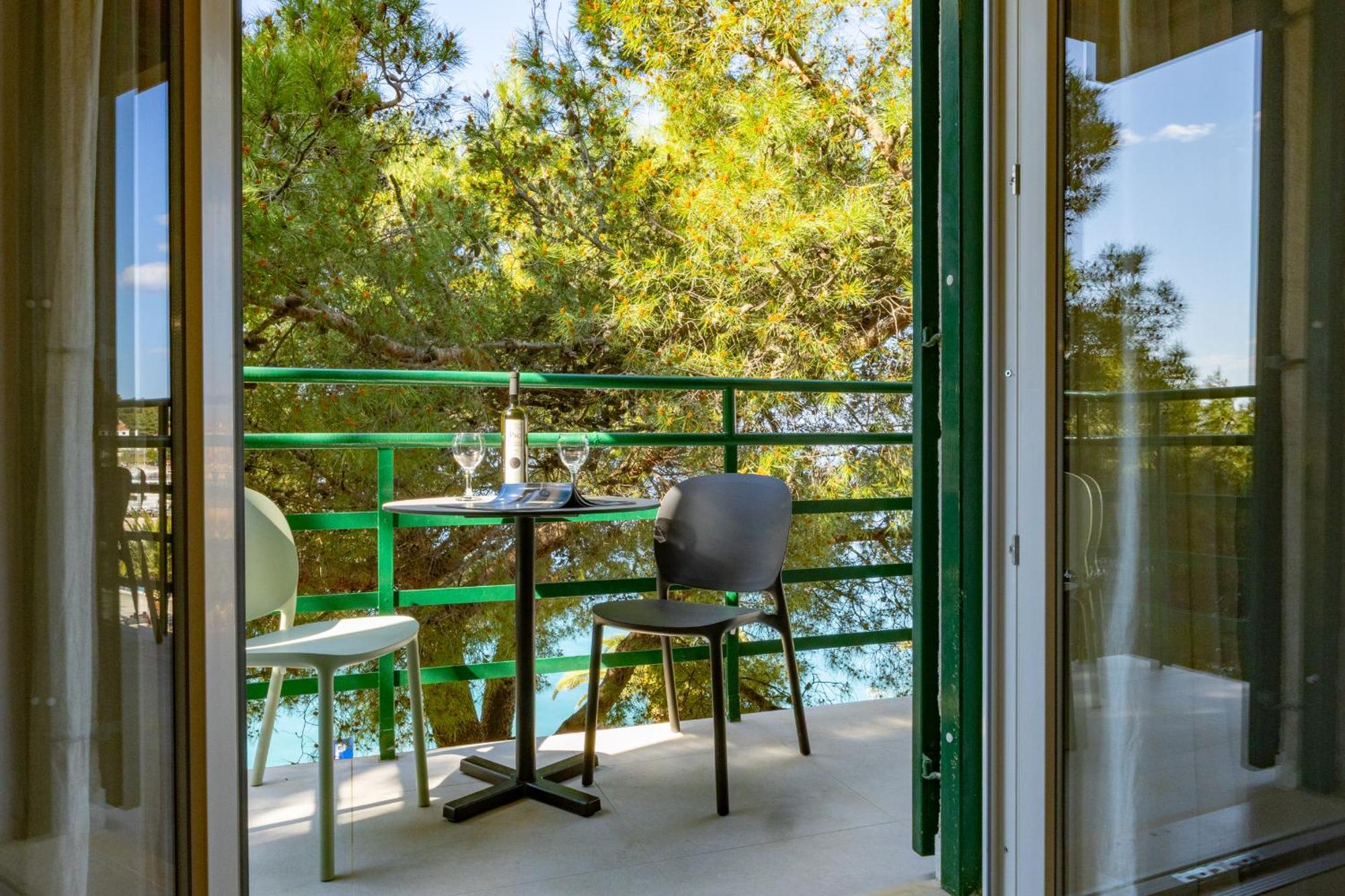 Apartments Krzanic Podgora Exterior foto